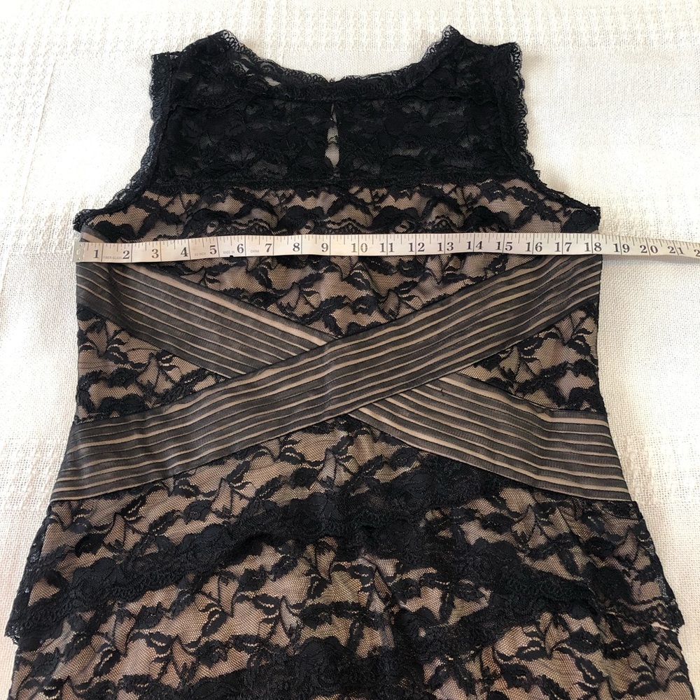 Beautiful women’s dress! - Picture 7 of 13